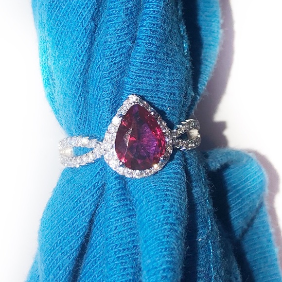 NEW CZ 925 STERLING SILVER TEAR DROP RUBY RING 7 - Picture 4 of 4